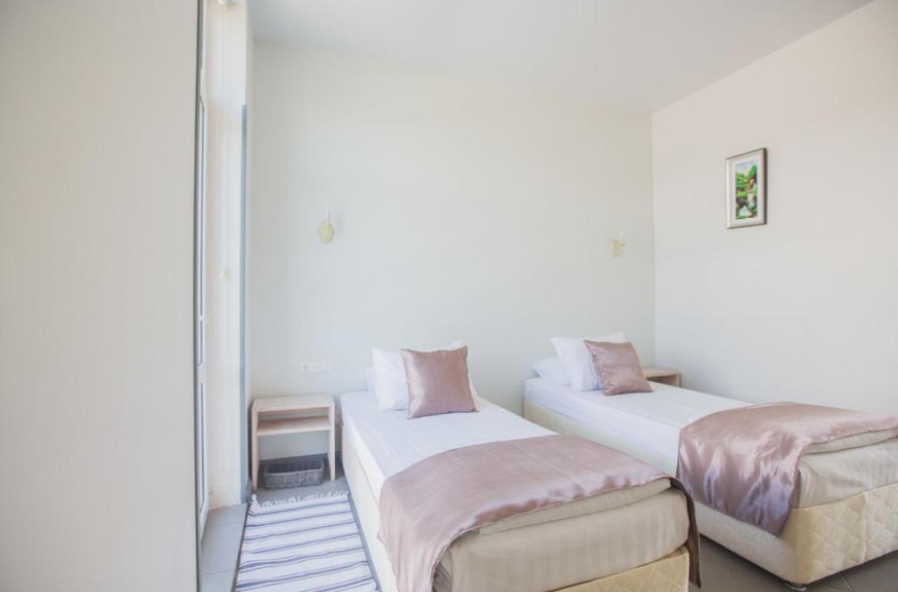 Hotel Heliopark Gora Bagrata Suchumi Exteriér fotografie
