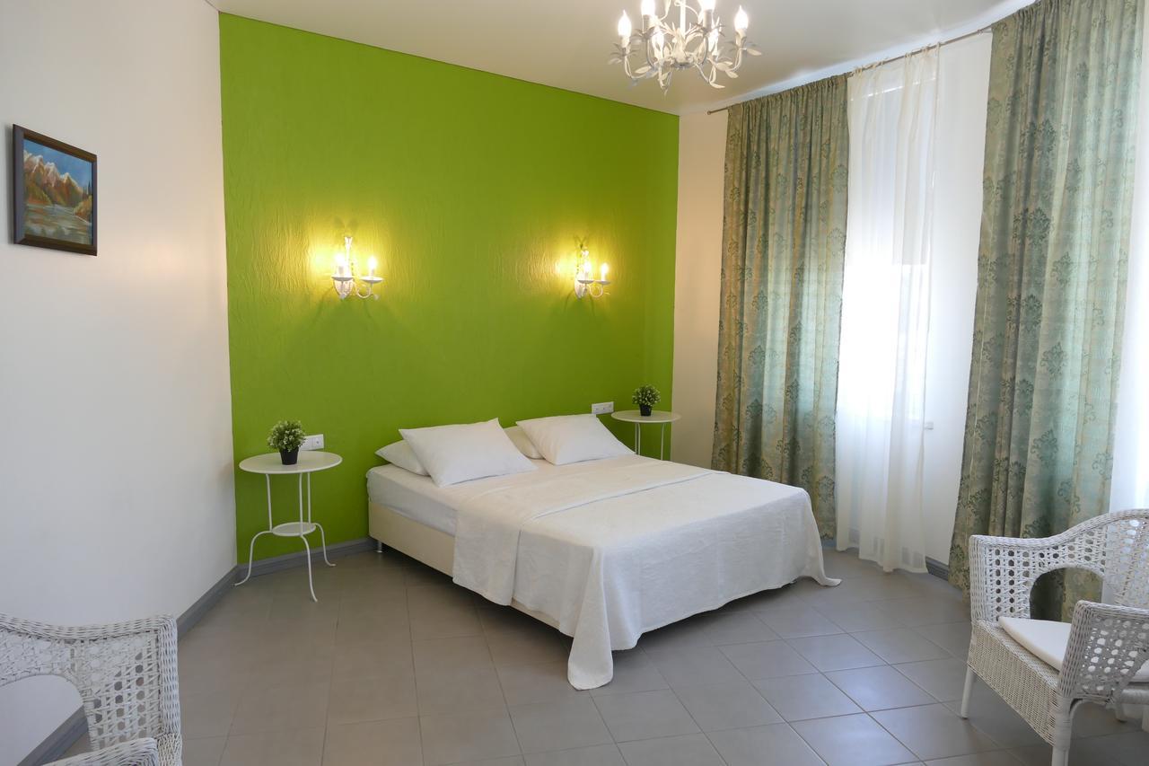 Hotel Heliopark Gora Bagrata Suchumi Exteriér fotografie
