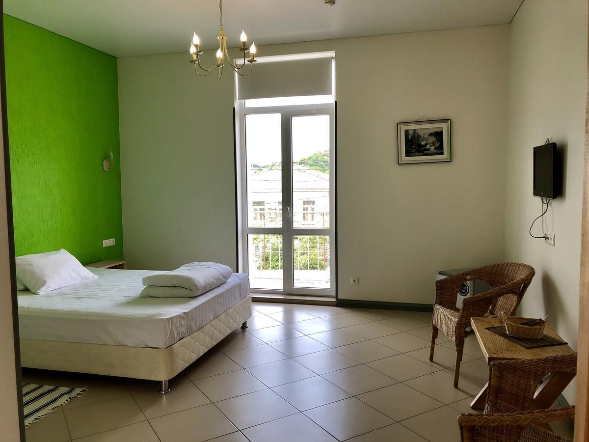 Hotel Heliopark Gora Bagrata Suchumi Exteriér fotografie