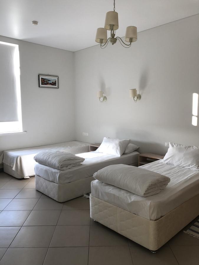 Hotel Heliopark Gora Bagrata Suchumi Exteriér fotografie